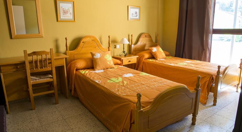 La Casona Del Pinar Albergue サン・ラファエル 部屋 写真
